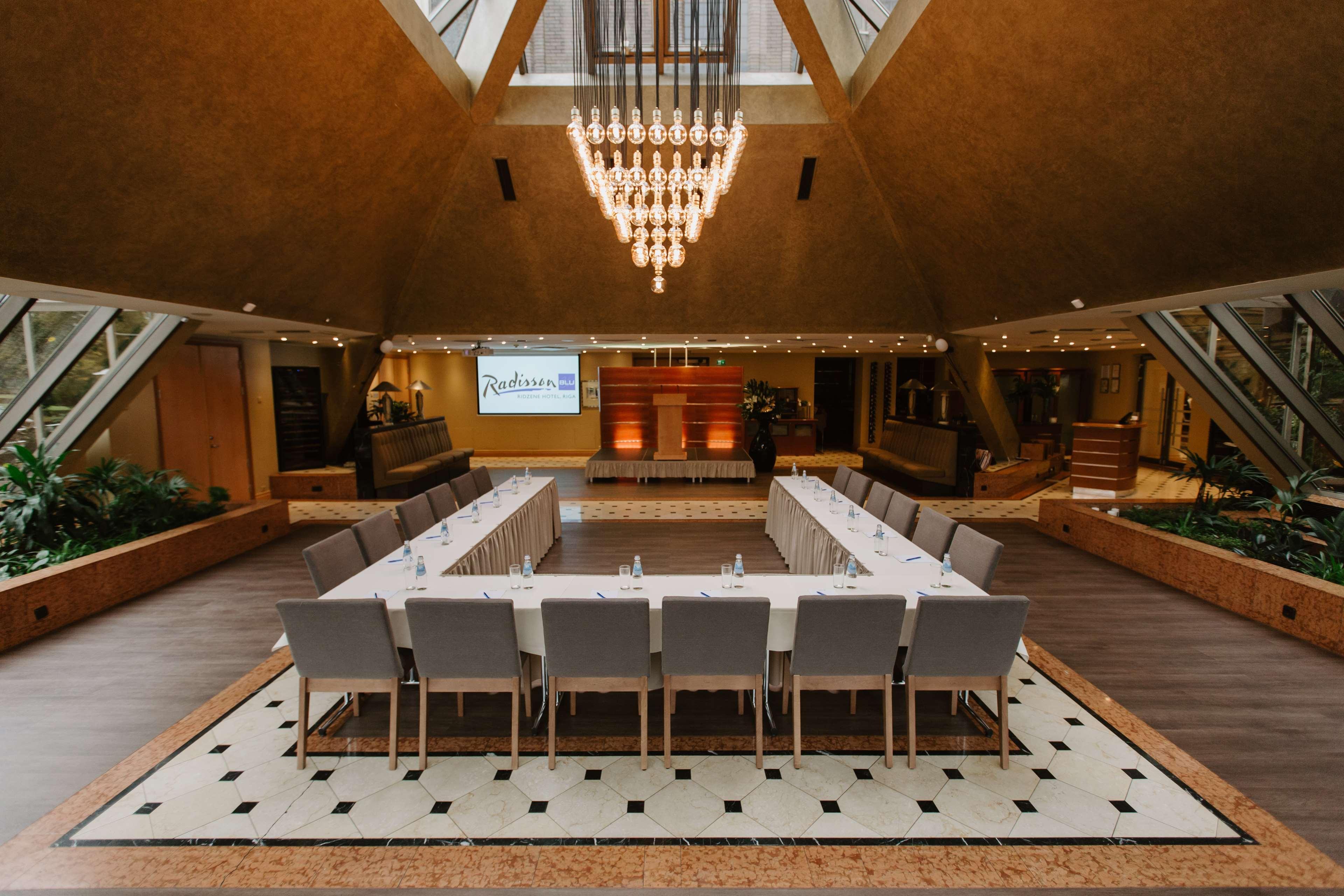 Radisson Blu Ridzene Hotel, Riga Bagian luar foto