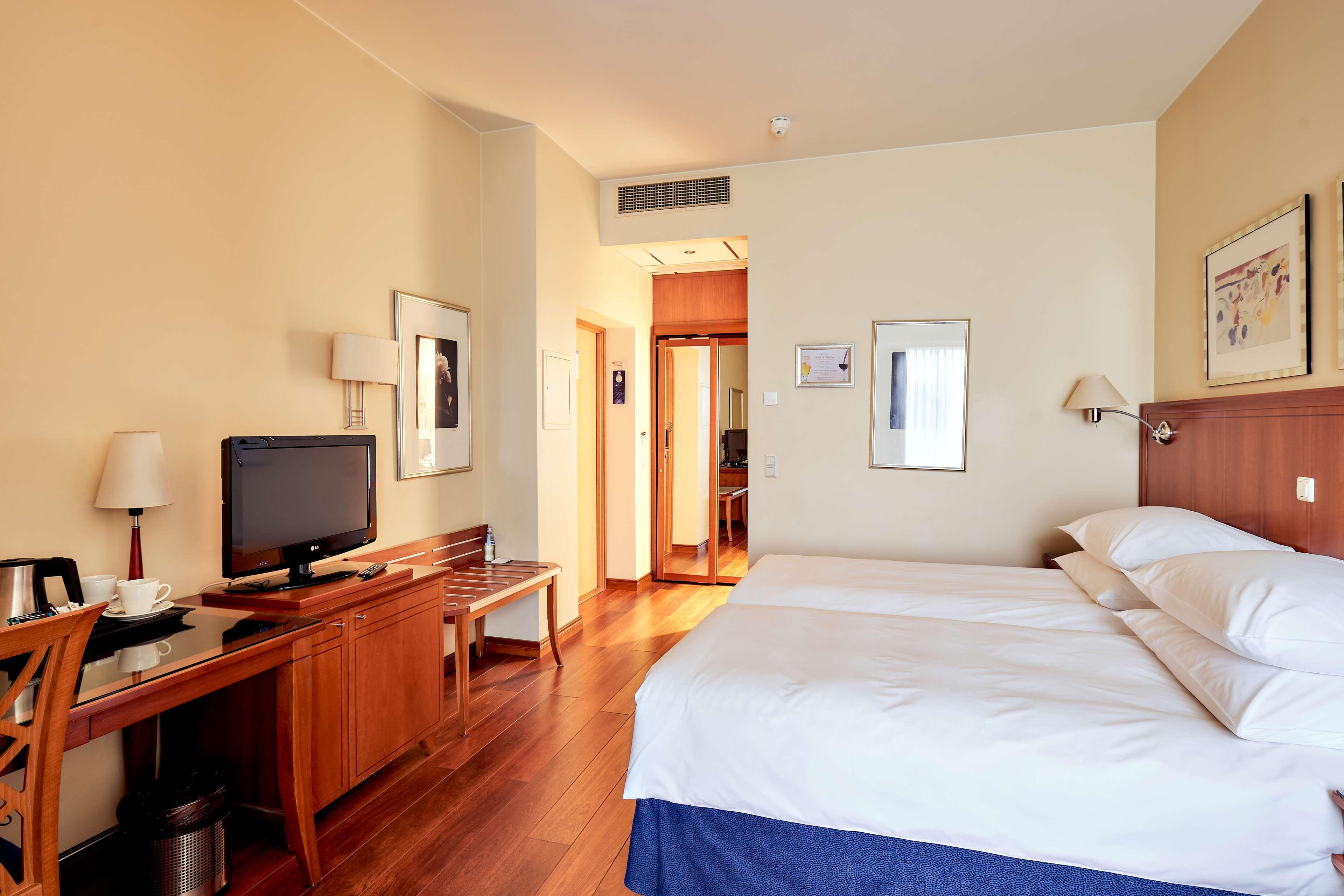 Radisson Blu Ridzene Hotel, Riga Bagian luar foto