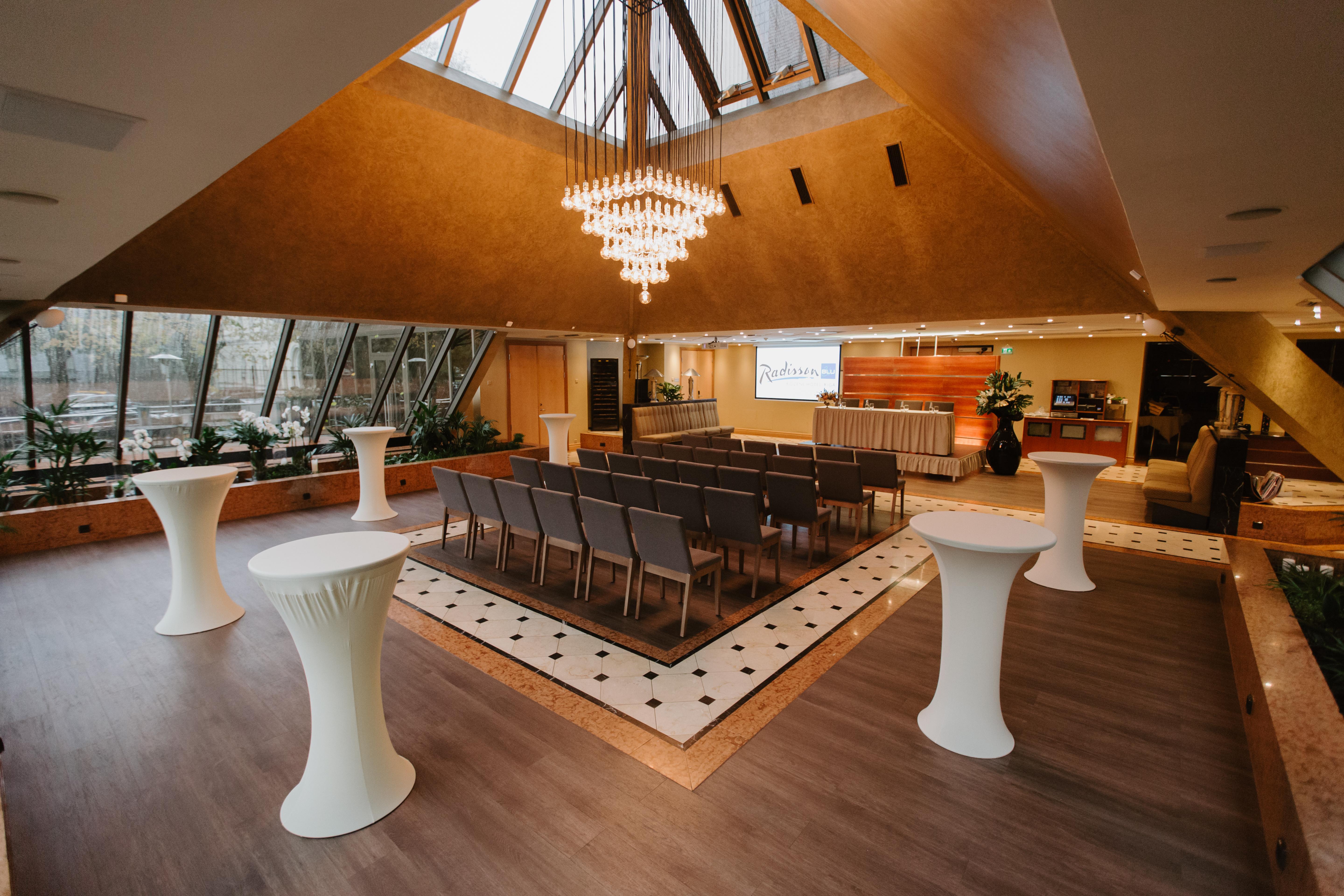 Radisson Blu Ridzene Hotel, Riga Bagian luar foto