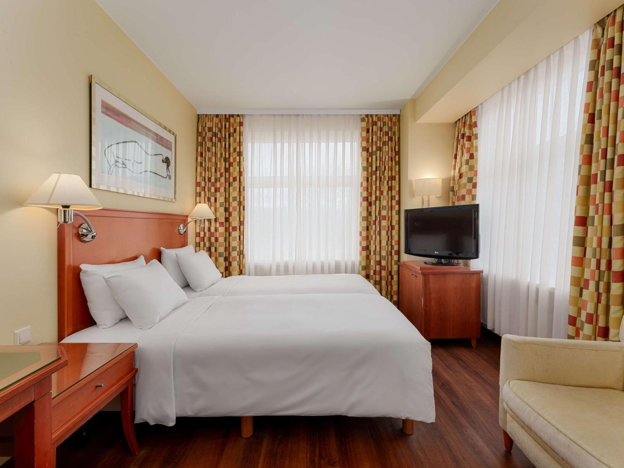 Radisson Blu Ridzene Hotel, Riga Bagian luar foto